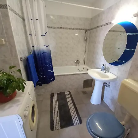 Apartmán With Wifi - 17913 Pula